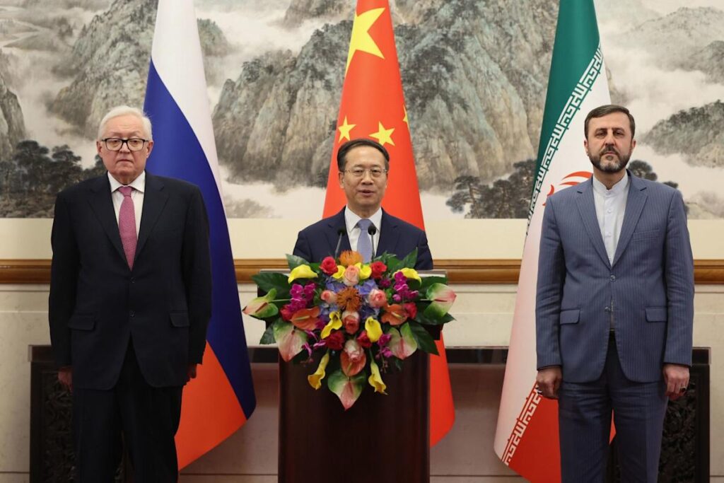 China and Russia Unite Behind Iran in Challenge to Trump’s Plans