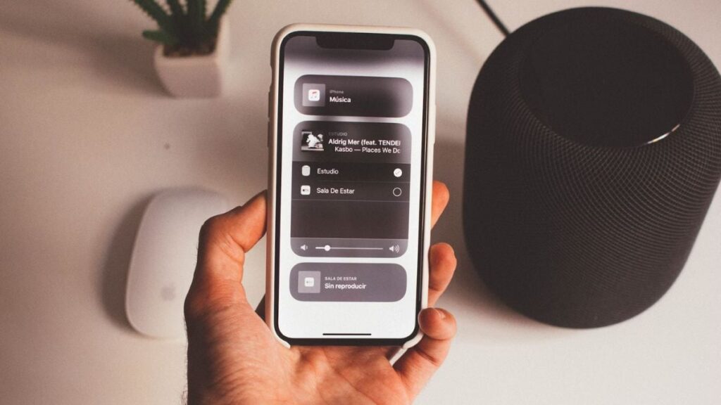 Apple’s Smart Home Hub Launch Reportedly Postponed Due to Siri Delays Apple’s Smart Home Hub Launch Reportedly Postponed Due to Siri Delays