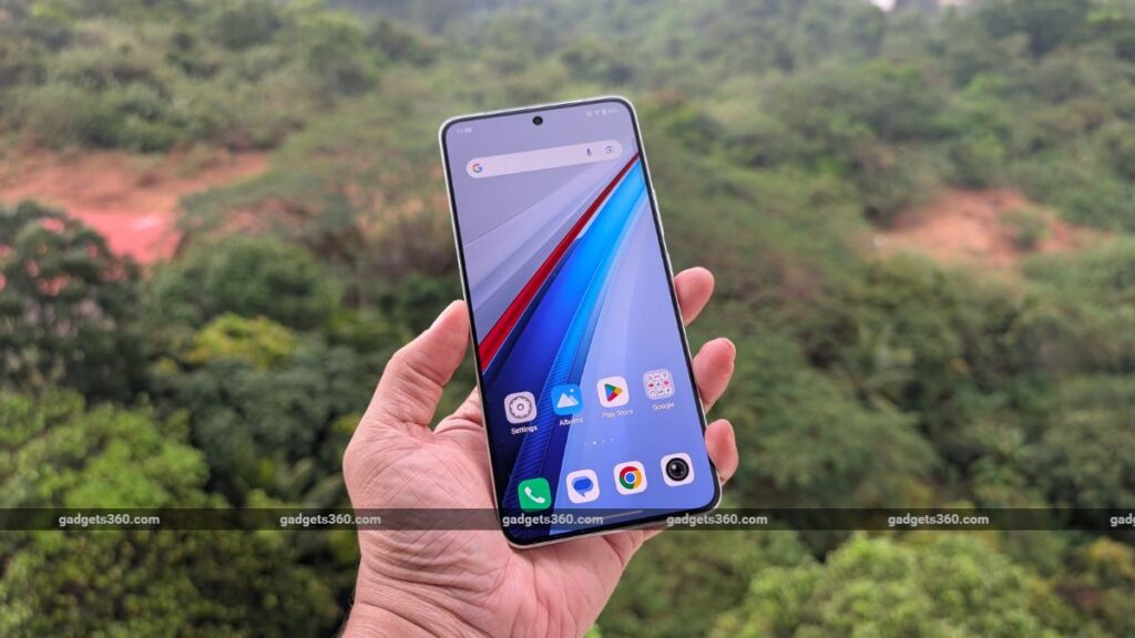 iQOO 15 Series, iQOO Neo 11 Series Tipped to Feature 2K Display and 7,000mAh Battery iQOO 15 Series, iQOO Neo 11 Series Tipped to Feature 2K Display and 7,000mAh Battery