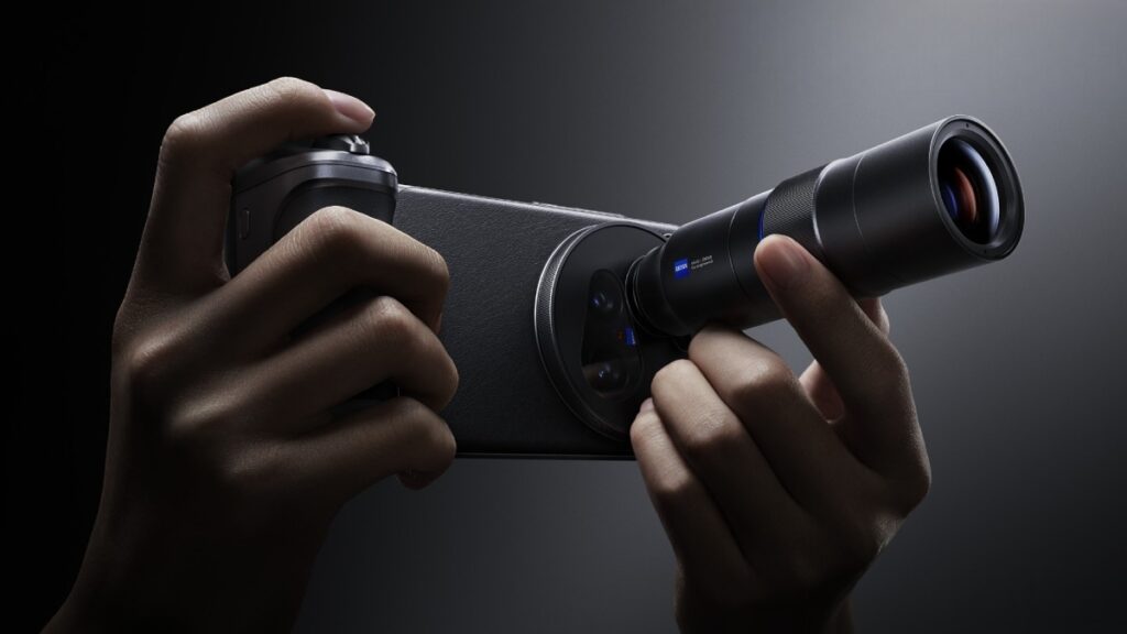 Vivo X200 Ultra Photography Kit Will Support a Zeiss-Backed 200mm External Telephoto Lens
