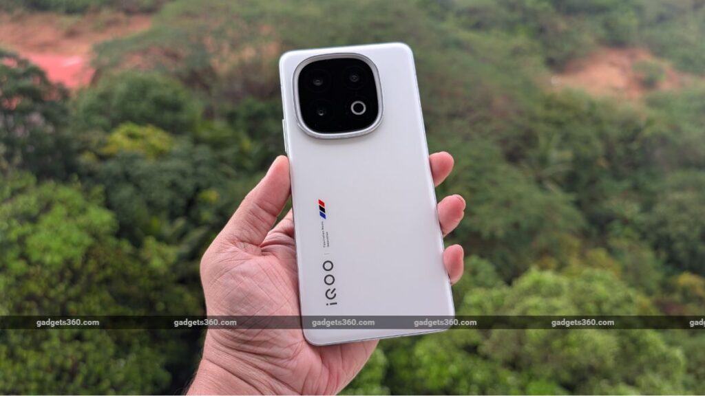 iQOO 13, iQOO Neo 10 and More Available With Discounts During Company’s 5th Anniversary Sale iQOO 13, iQOO Neo 10 and More Available With Discounts During Company’s 5th Anniversary Sale