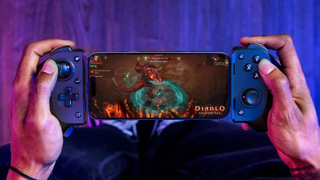 Razer Kishi V3, Kishi V3 Pro and Kishi V3 Pro XL Mobile Gaming Controllers With Sensa HD Haptics Launched Razer Kishi V3, Kishi V3 Pro and Kishi V3 Pro XL Mobile Gaming Controllers With Sensa HD Haptics Launched